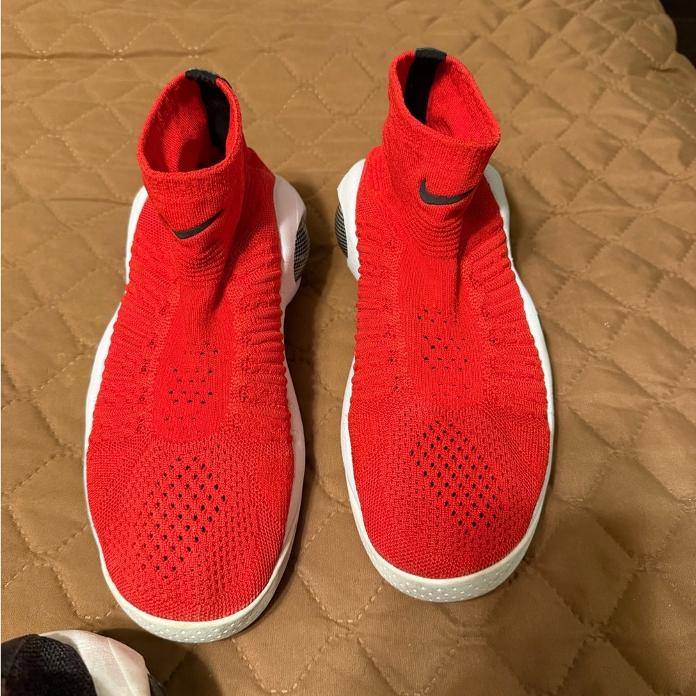Nike Flight Bonafide GS University Red